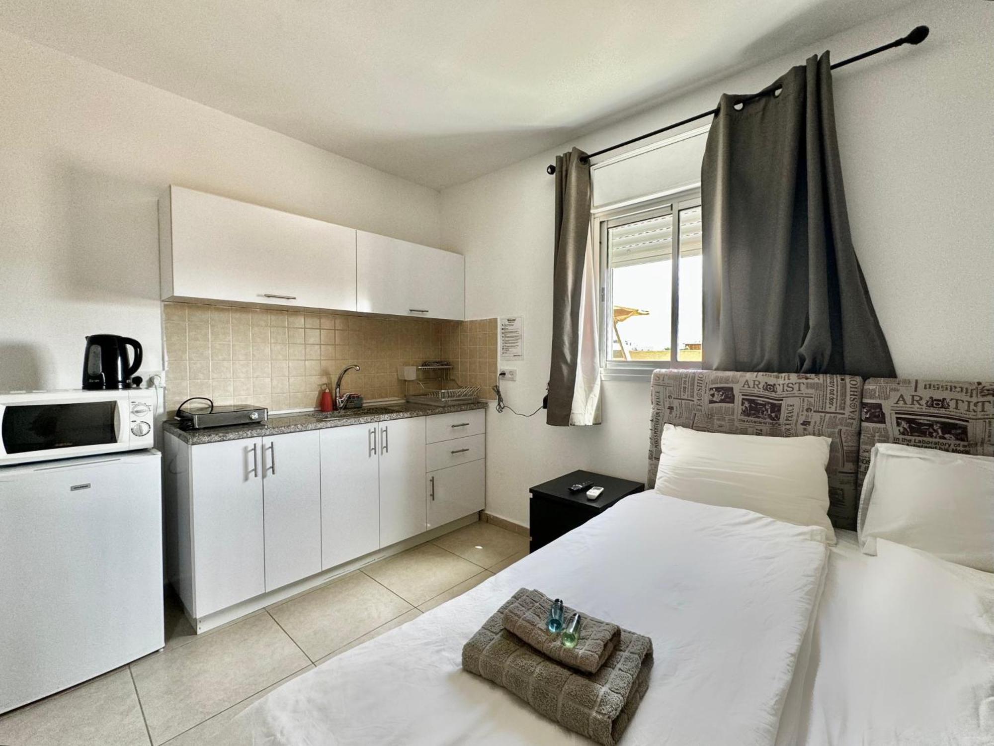 Old Jaffa'S Penthouse Boutique Hostel Tel Aviv Bagian luar foto