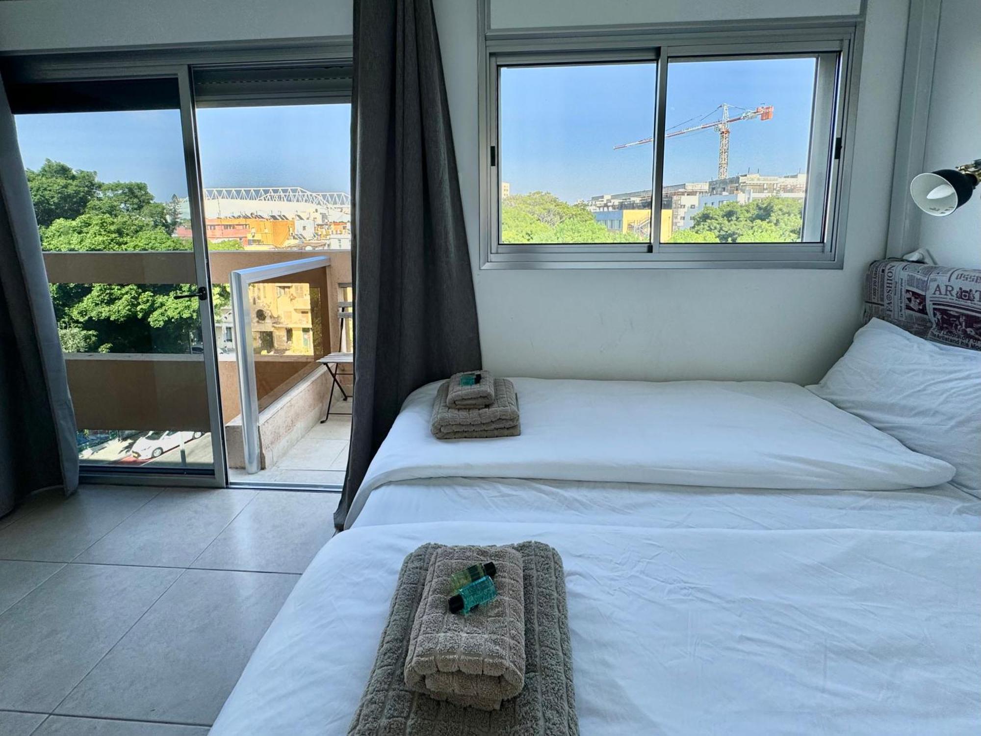 Old Jaffa'S Penthouse Boutique Hostel Tel Aviv Bagian luar foto